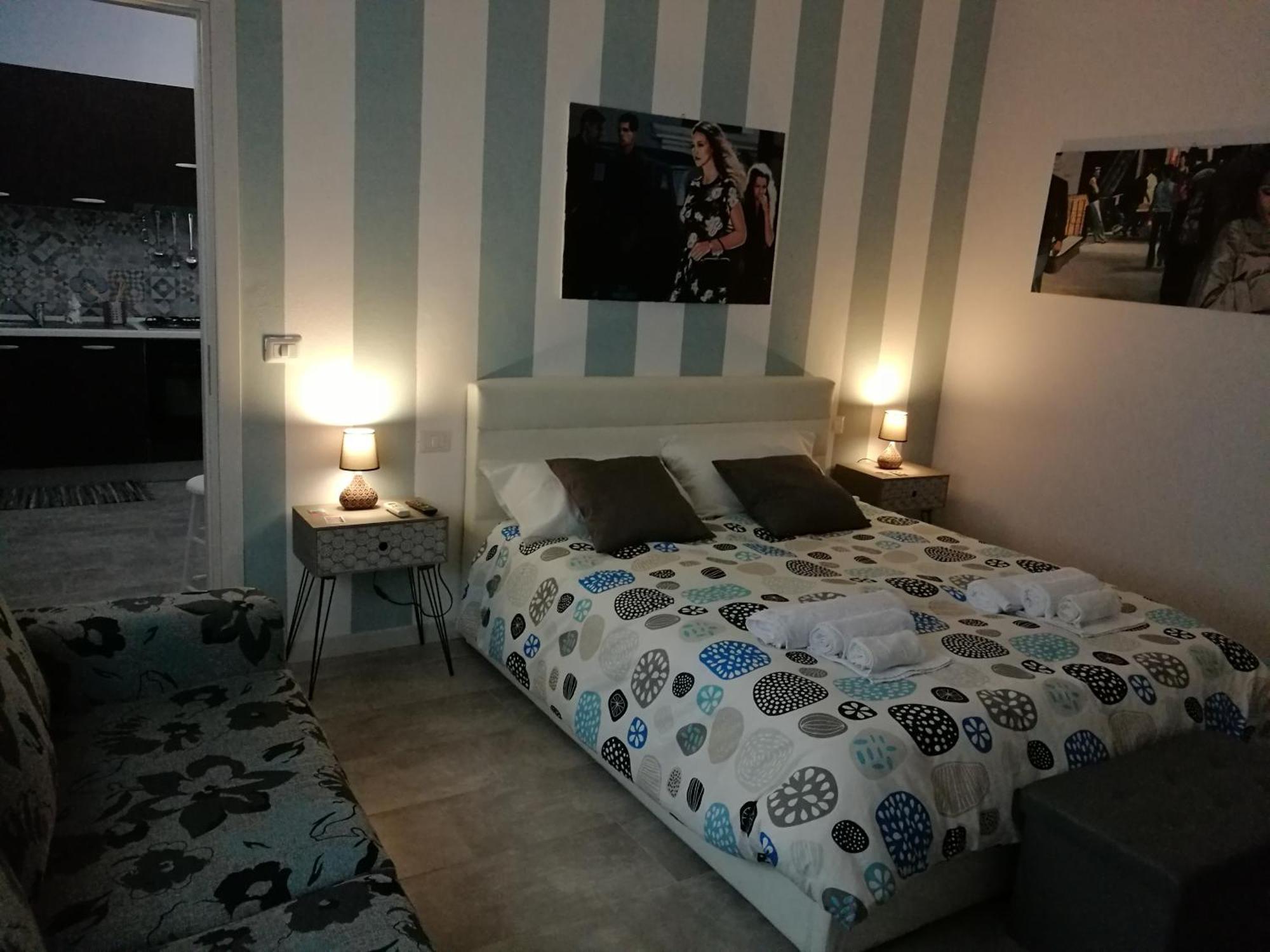 B&B A Casa Dell'Artista カステルダッチャ エクステリア 写真