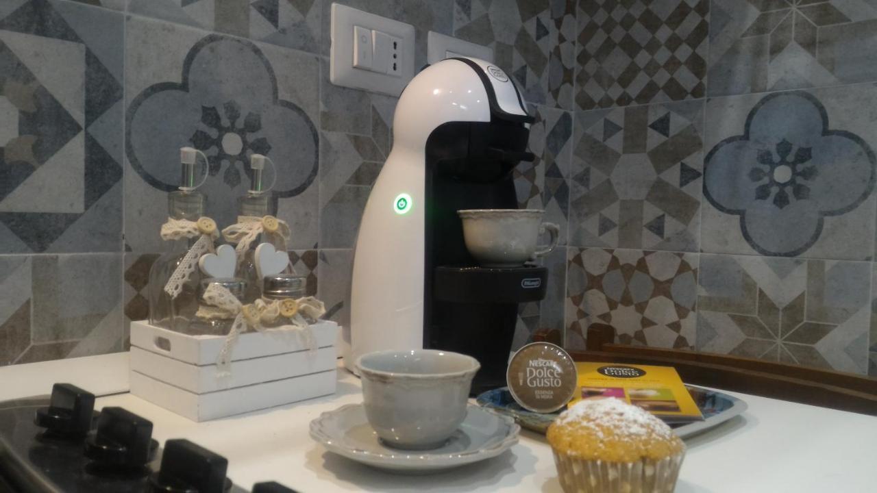 B&B A Casa Dell'Artista カステルダッチャ エクステリア 写真