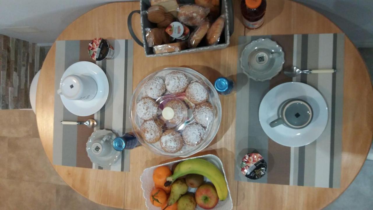 B&B A Casa Dell'Artista カステルダッチャ エクステリア 写真
