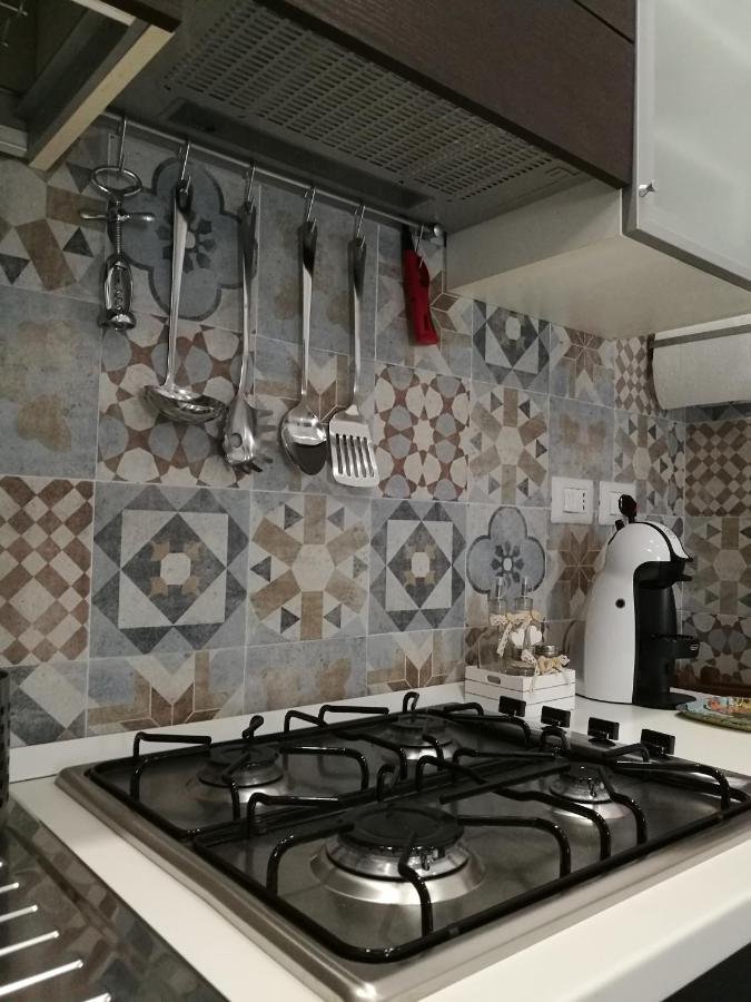 B&B A Casa Dell'Artista カステルダッチャ エクステリア 写真