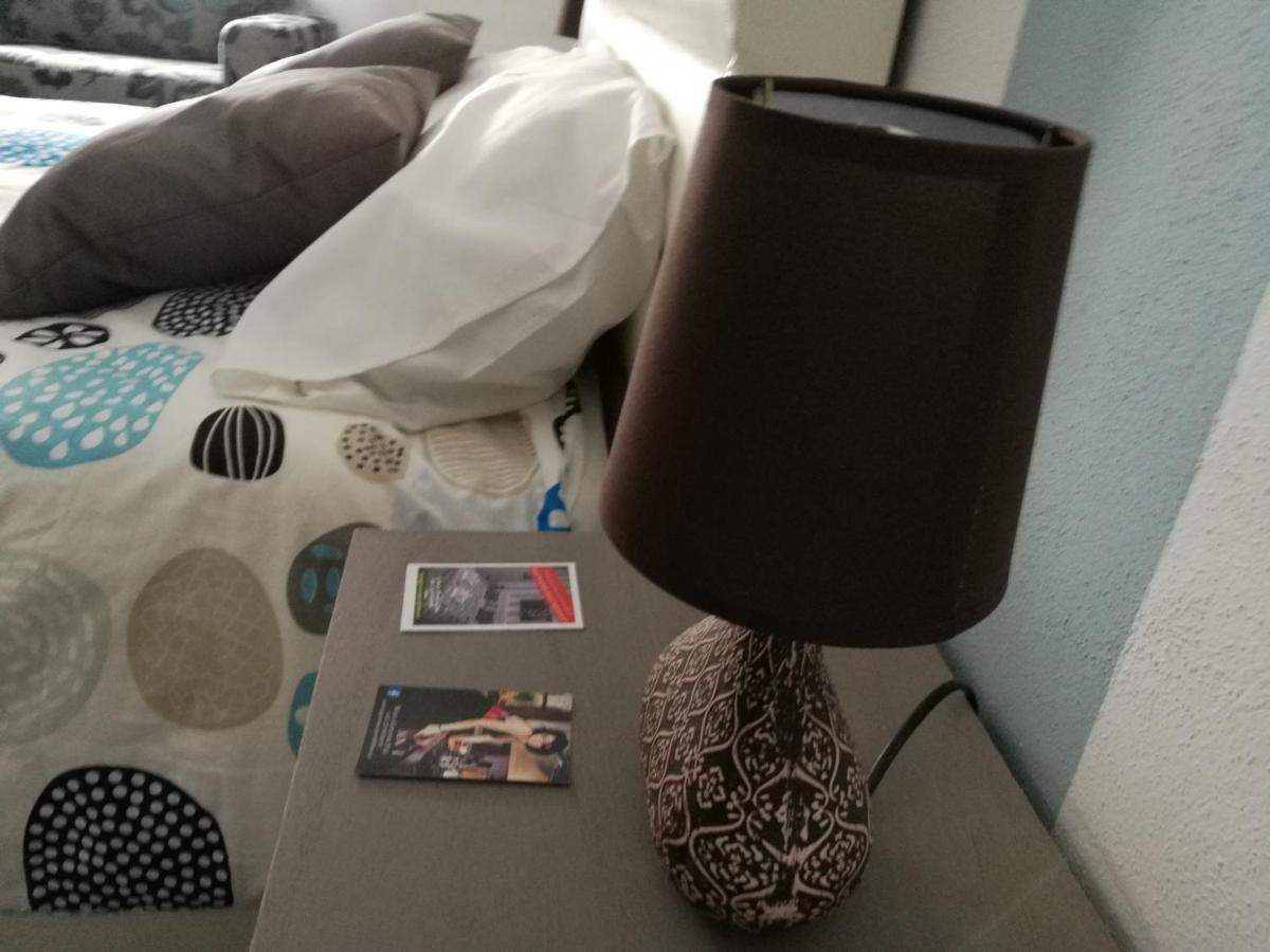 B&B A Casa Dell'Artista カステルダッチャ エクステリア 写真