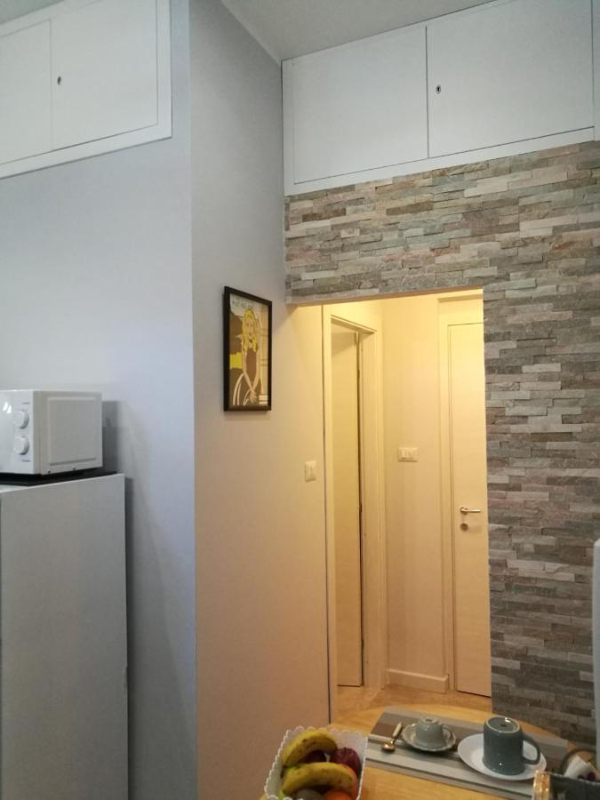 B&B A Casa Dell'Artista カステルダッチャ エクステリア 写真